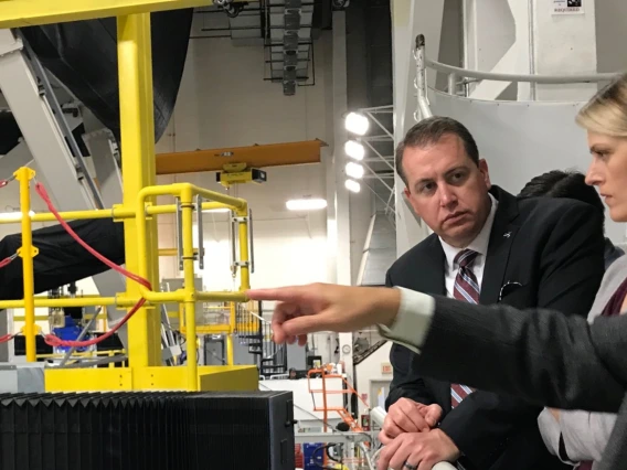 Jeff DeWitt Tours the UA's Mirror Lab